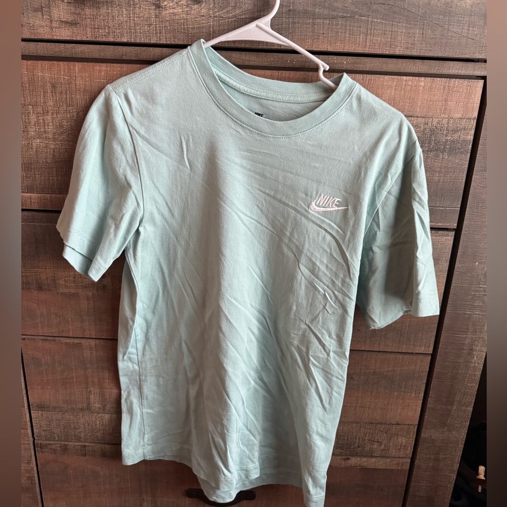 Nike Men's Mint Green Short Sleeve Tee